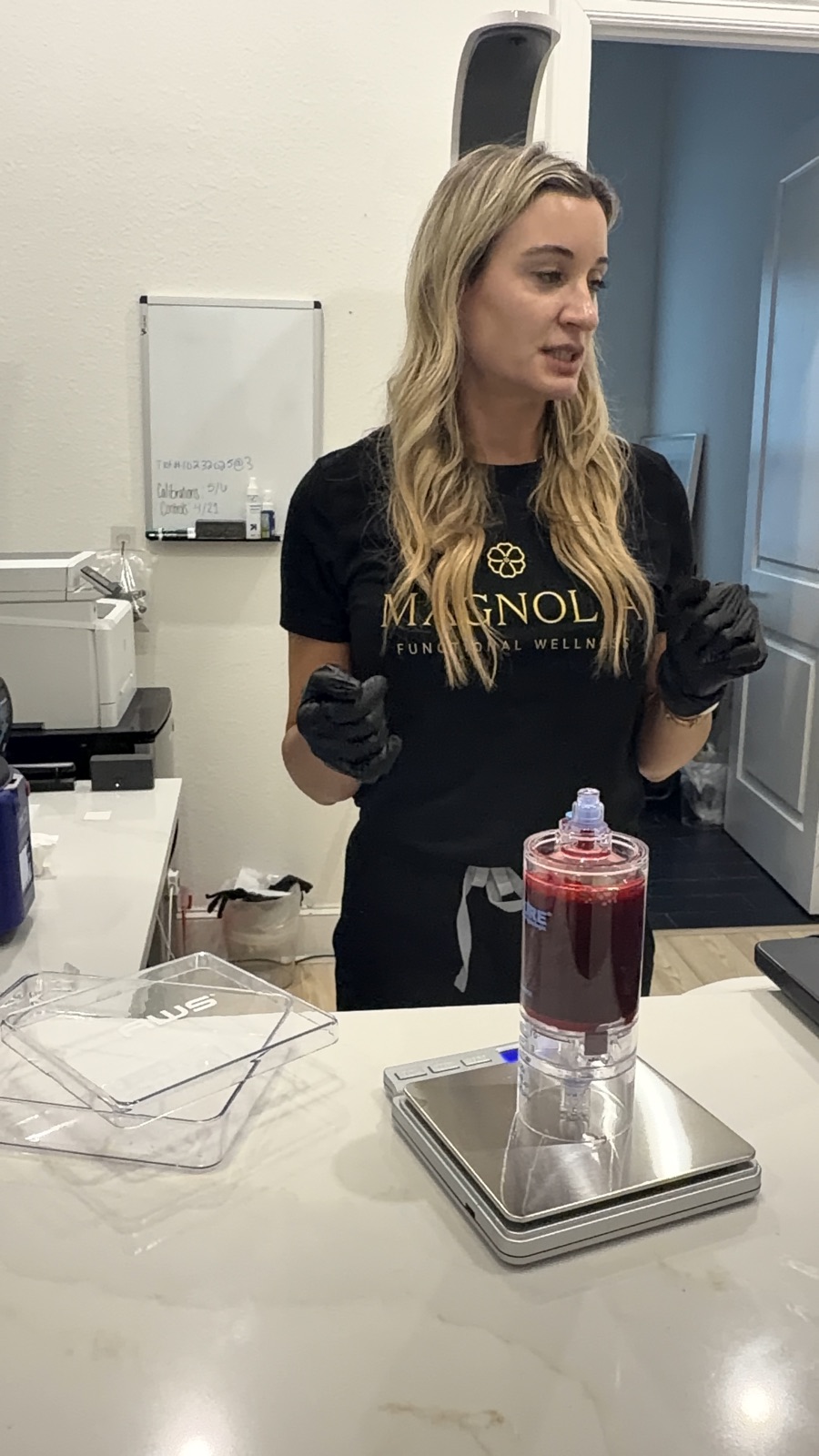 Rachael Bowen, NP performing a PRP procedure